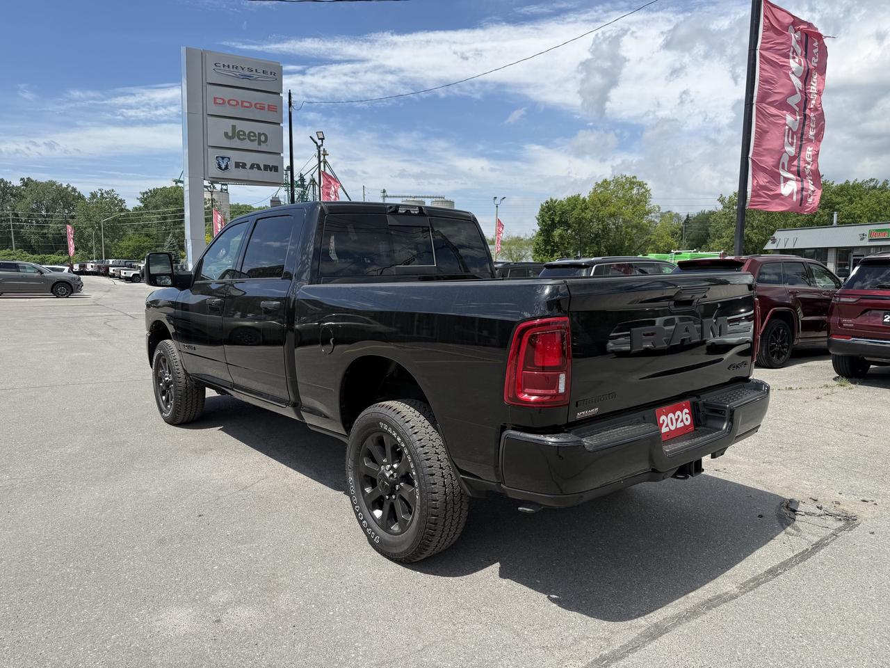 2026 RAM 2500 Big Horn Crew Cab 4x4 Photo2
