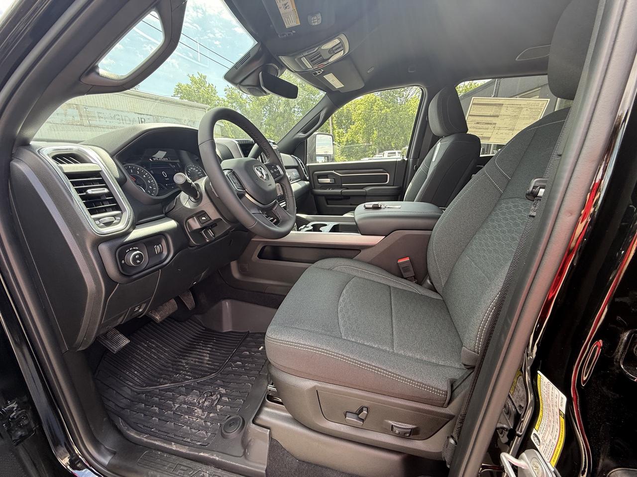 2026 RAM 2500 Big Horn Crew Cab 4x4 Photo