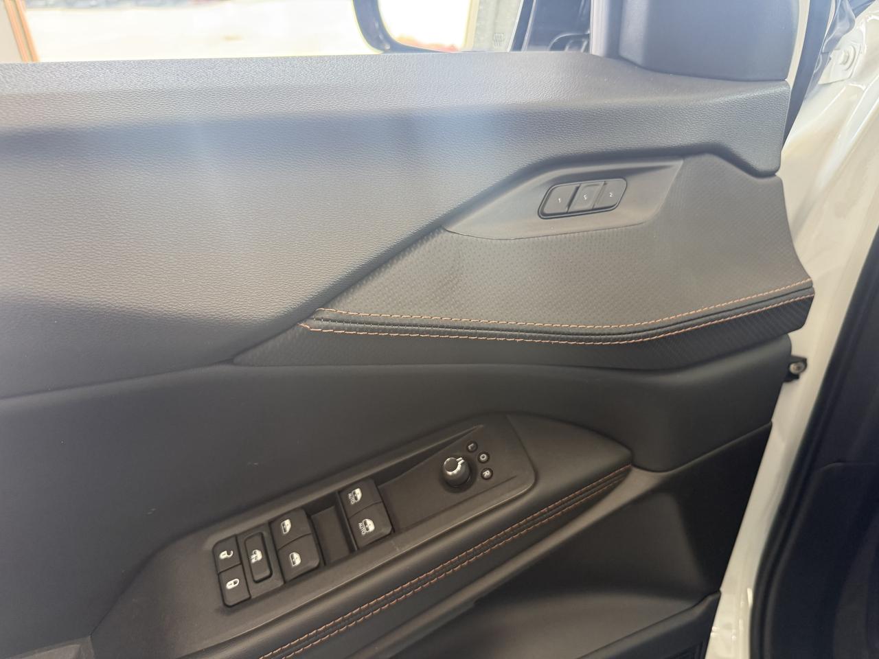 2026 Jeep Cherokee ALL NEW  OVERLAND 4X4 HYBRID. TOP OF THE LINE. Photo