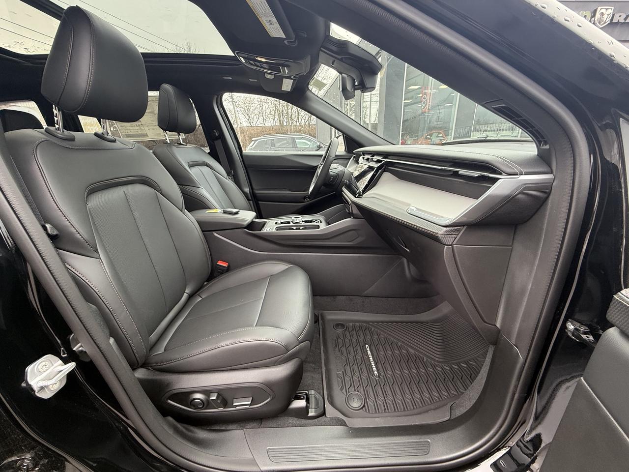 2026 Jeep Cherokee Limited 4X4 Photo