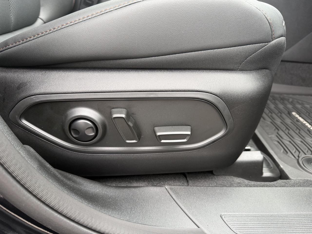 2026 Jeep Cherokee Limited 4X4 Photo