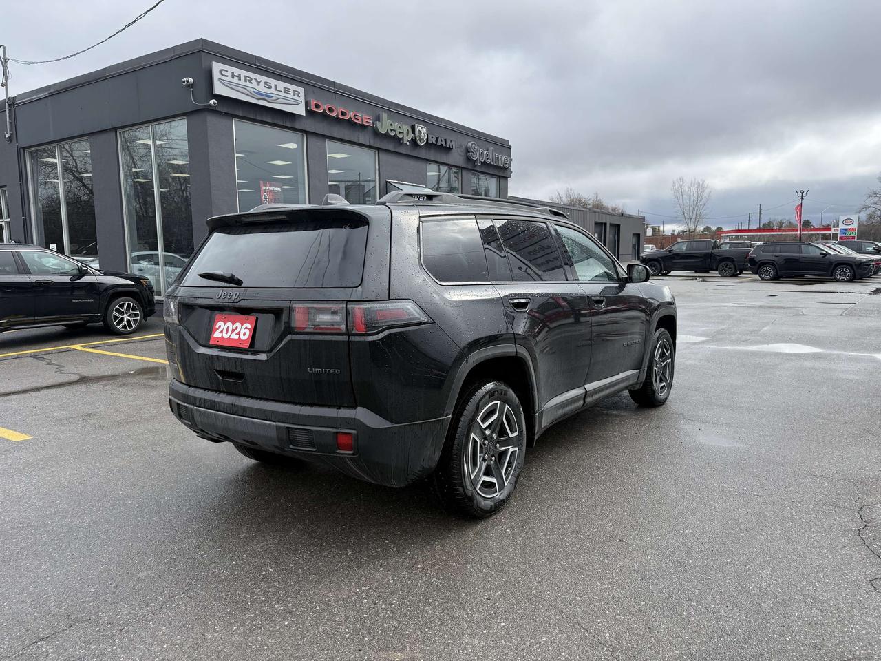 2026 Jeep Cherokee Limited 4X4 Photo4