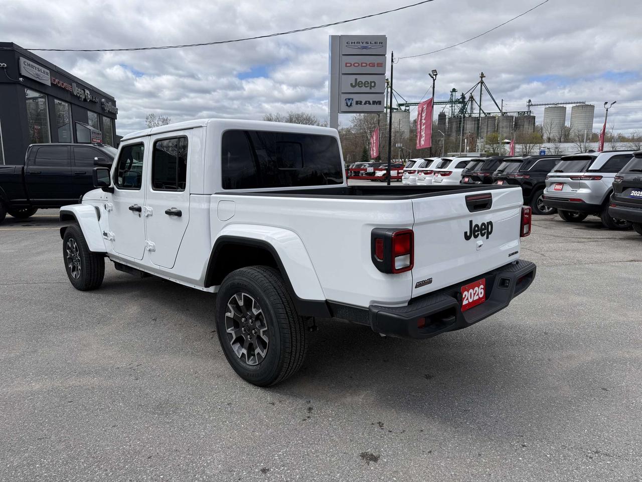 2026 Jeep Gladiator Sahara 4X4 - Spray in bedliner! Photo