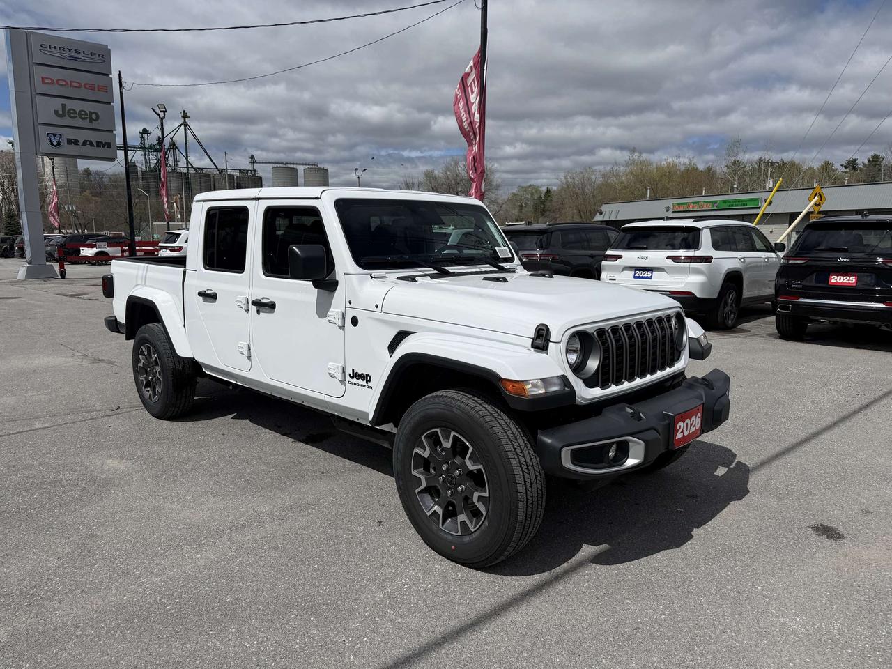 2026 Jeep Gladiator Sahara 4X4 - Spray in bedliner! Photo