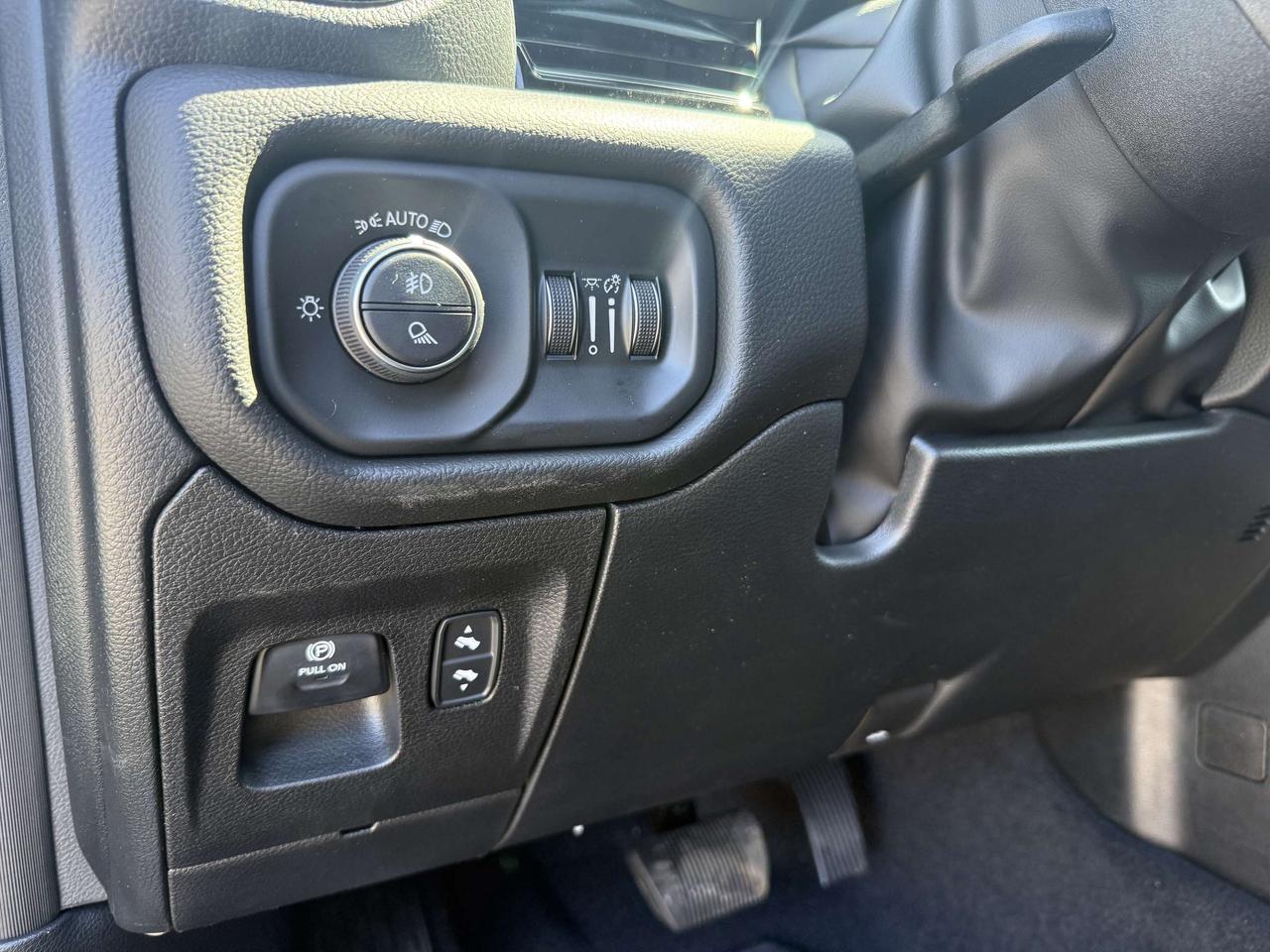 2026 RAM 1500 Sport Crew 4X4 - Deal of the Weekend! 23rd to 25th Photo