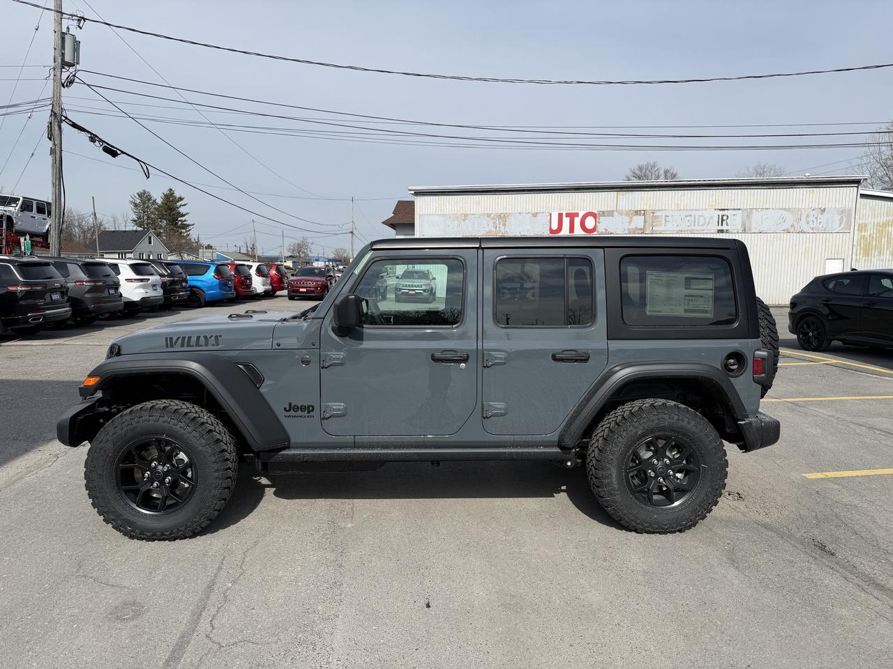 2026 Jeep Wrangler Willys 4 Door 4X4 - Manual! Photo