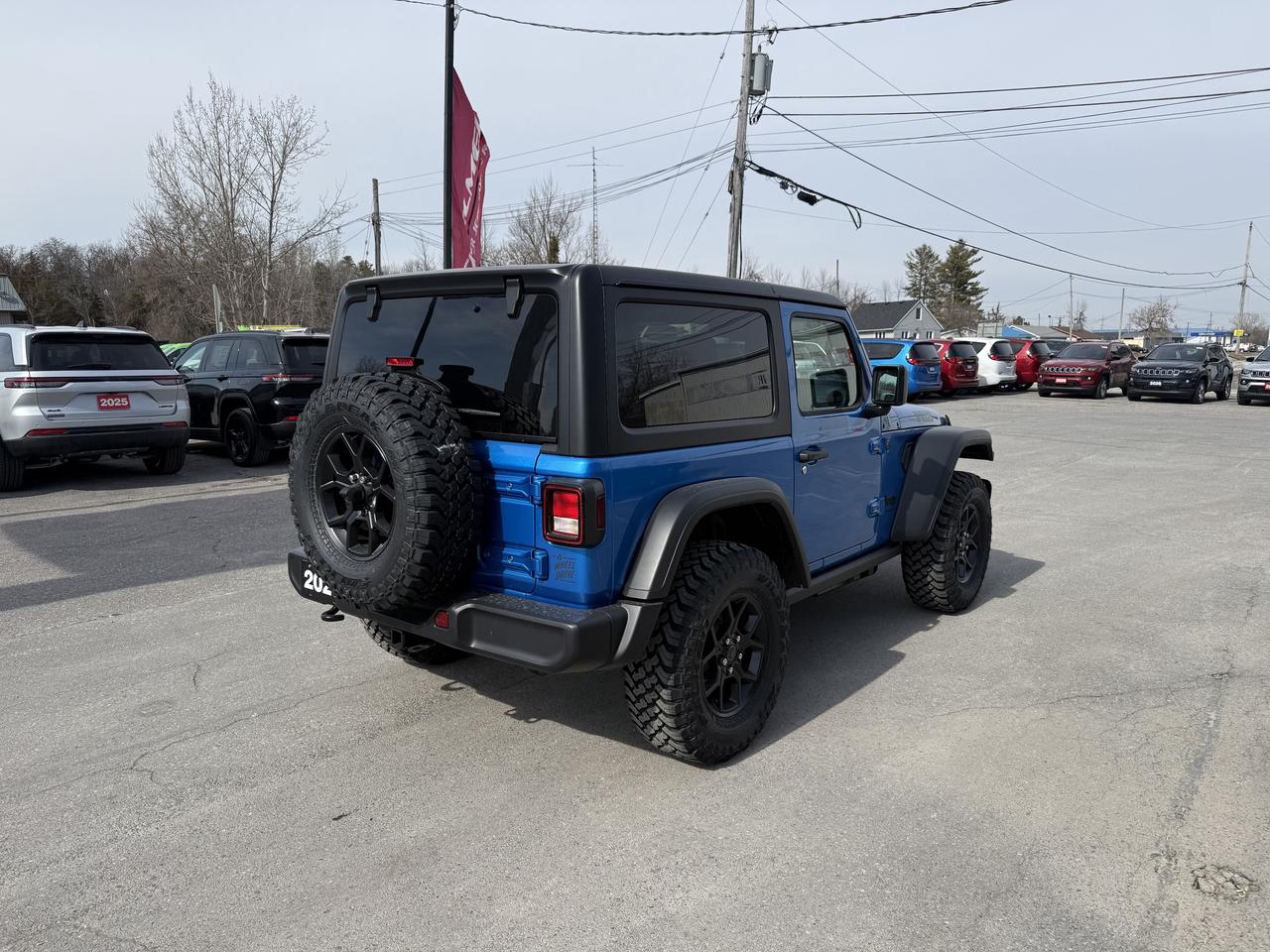 2026 Jeep Wrangler Willys 4X4 - Manual! Photo