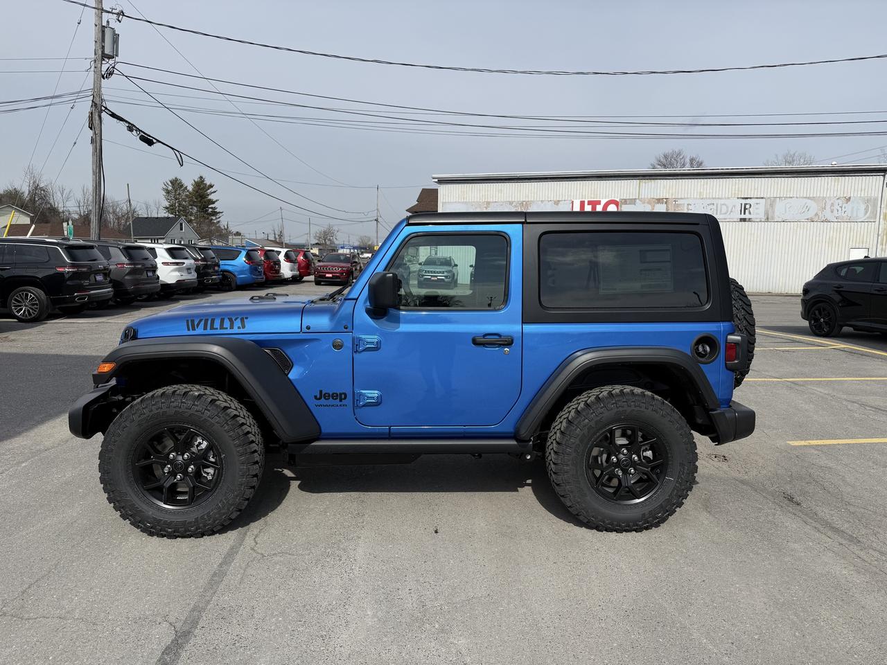 2026 Jeep Wrangler Willys 4X4 - Manual! Photo