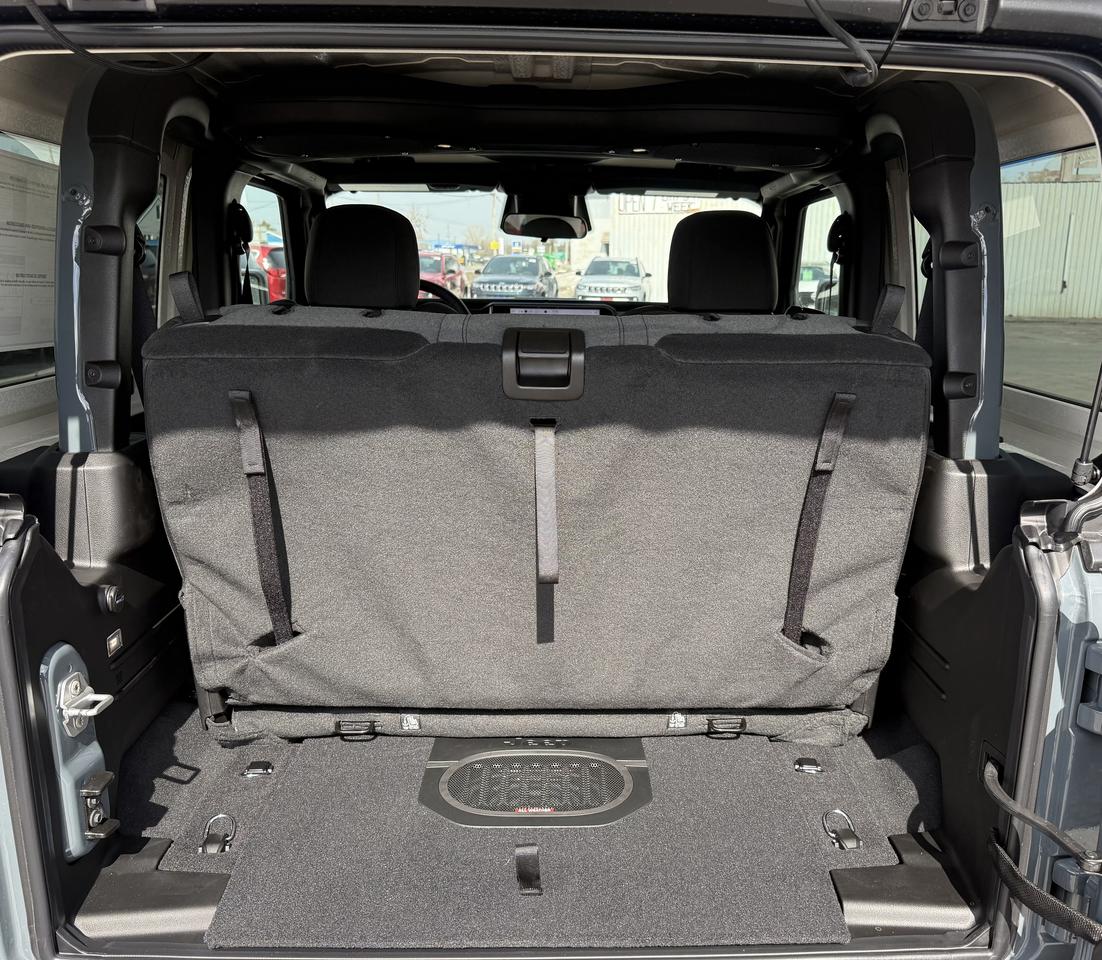 2026 Jeep Wrangler Willys 4X4 - Manual! Photo