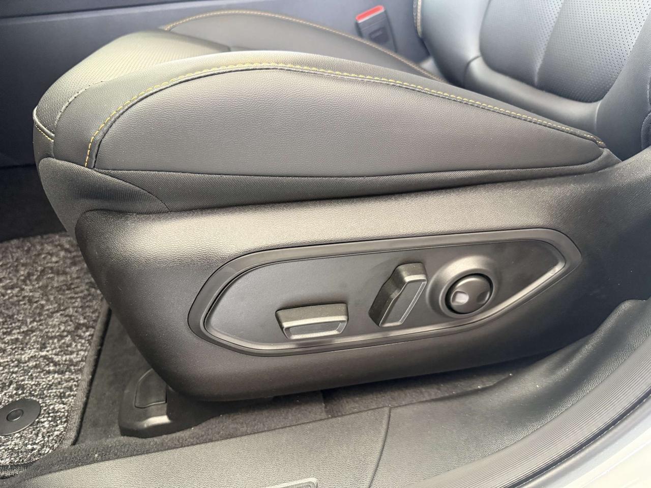 2026 Jeep Cherokee 85th Anniversary Edition 4X4: $154/weekly Photo