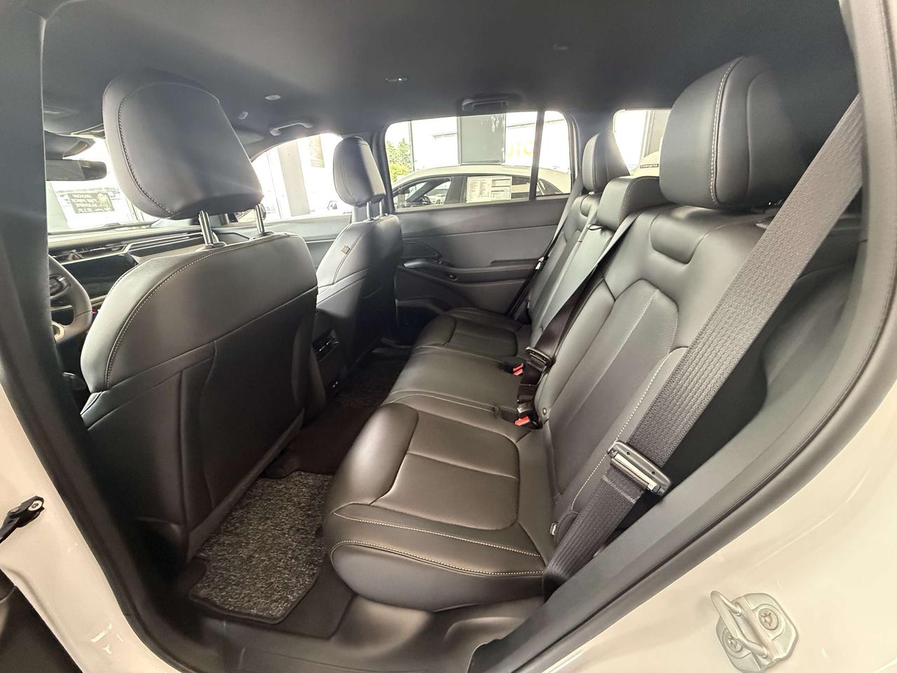 2026 Jeep Cherokee 85th Anniversary Edition 4X4: $154/weekly Photo