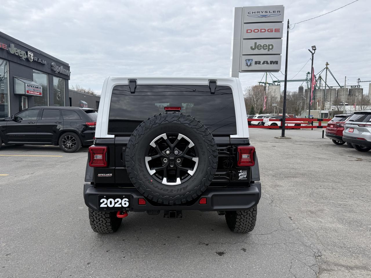 2026 Jeep Wrangler Rubicon 4 door 4X4 - Whitecap Package - Manual! Photo