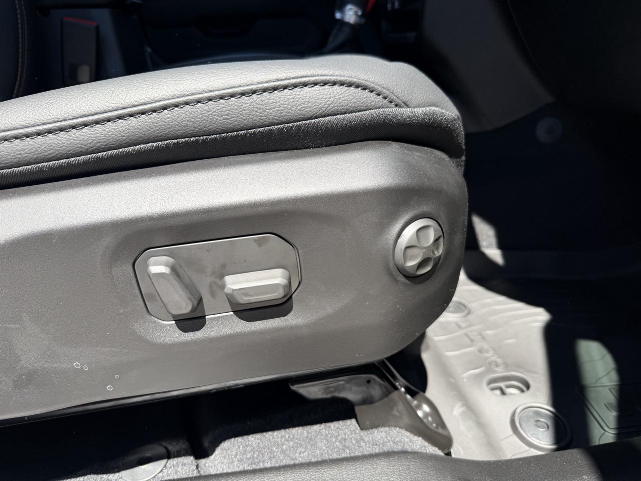 2026 Jeep Wrangler Sahara 4X4 4 Door Photo