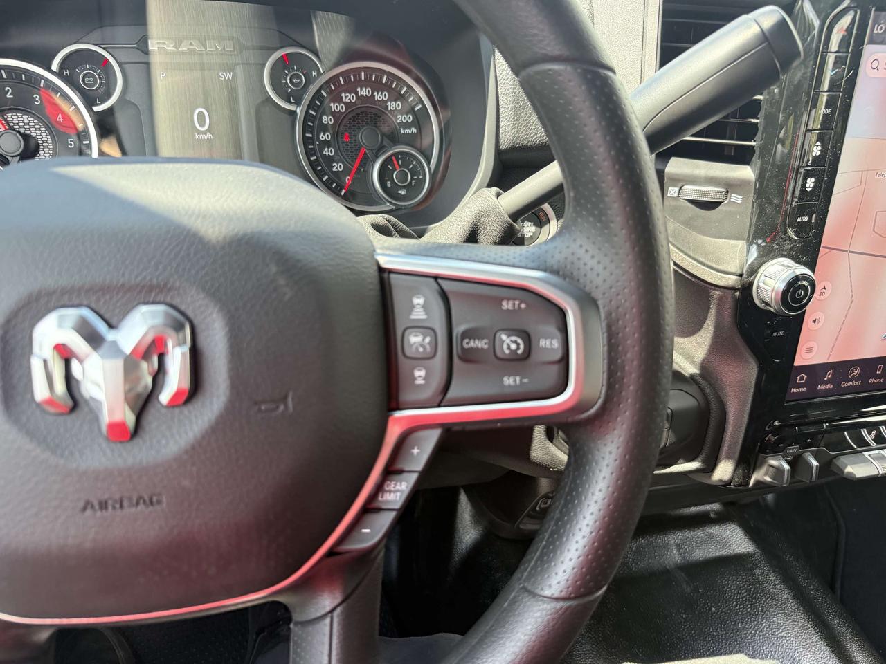 2026 RAM 2500 Tradesman Crew Cab 4x4 Photo