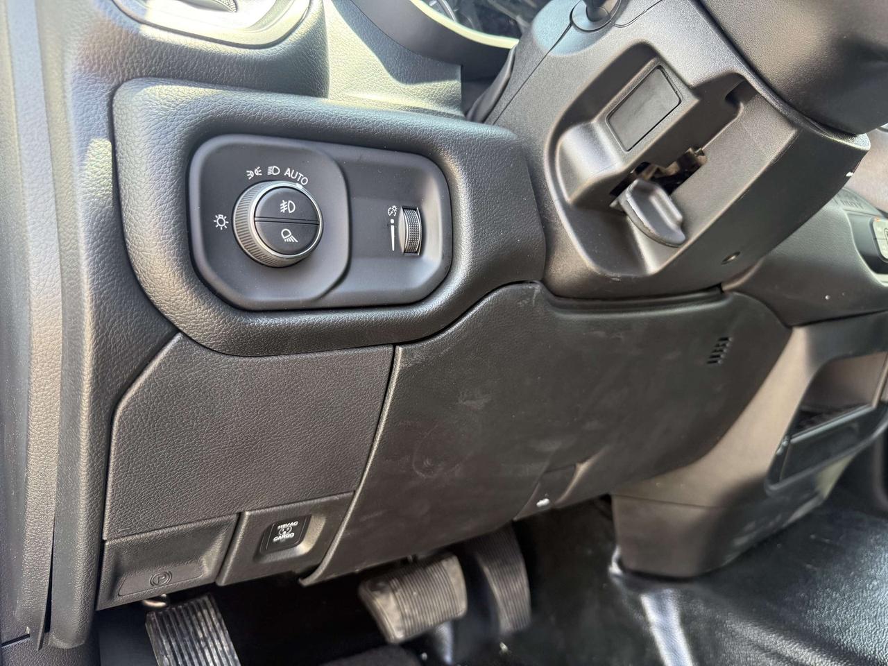 2026 RAM 2500 Tradesman Reg Cab 4X4 Photo