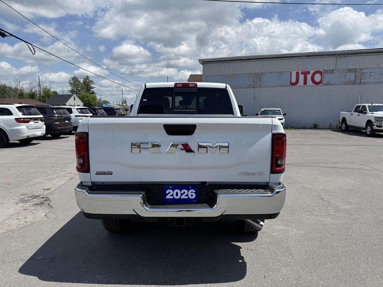 2026 RAM 2500 Tradesman Crew Cab 4x4 Photo