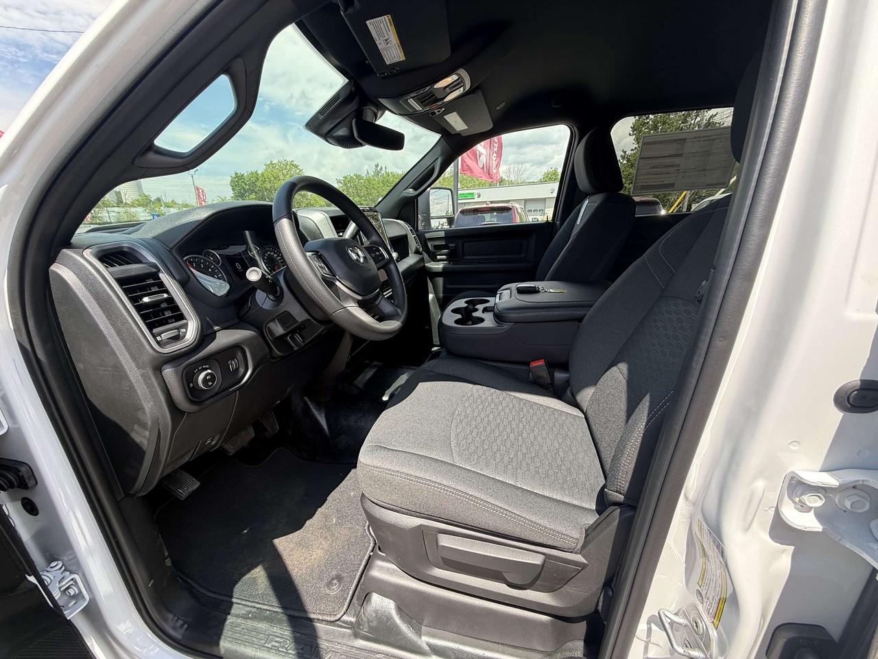 2026 RAM 2500 Tradesman Crew Cab 4x4 Photo