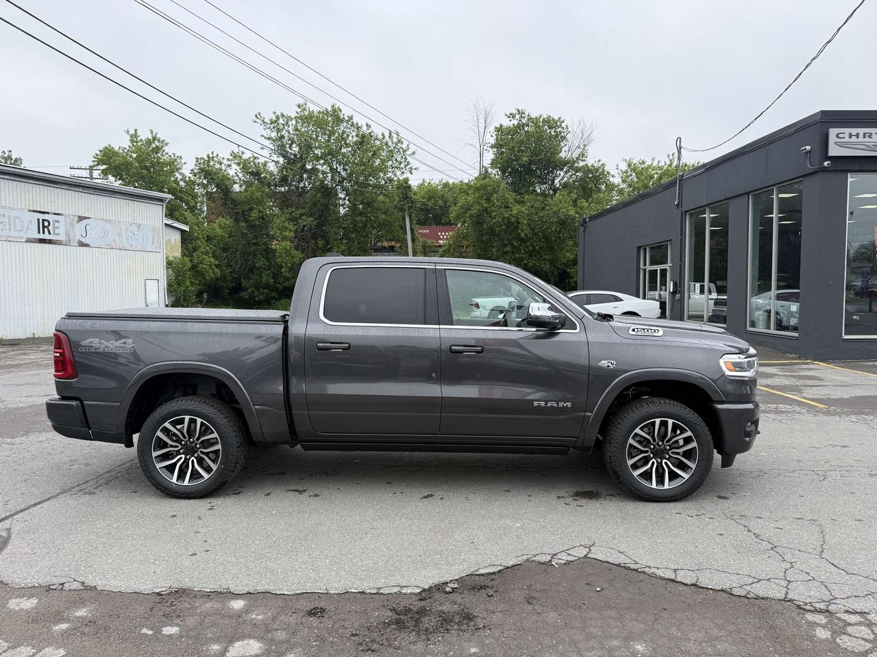 2026 RAM 1500 Longhorn Crew Cab 4X4 - Hemi Photo