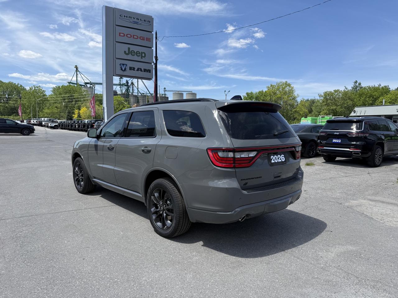 2026 Dodge Durango GT Plus AWD - Harmon Kardon - Blacktop Photo2