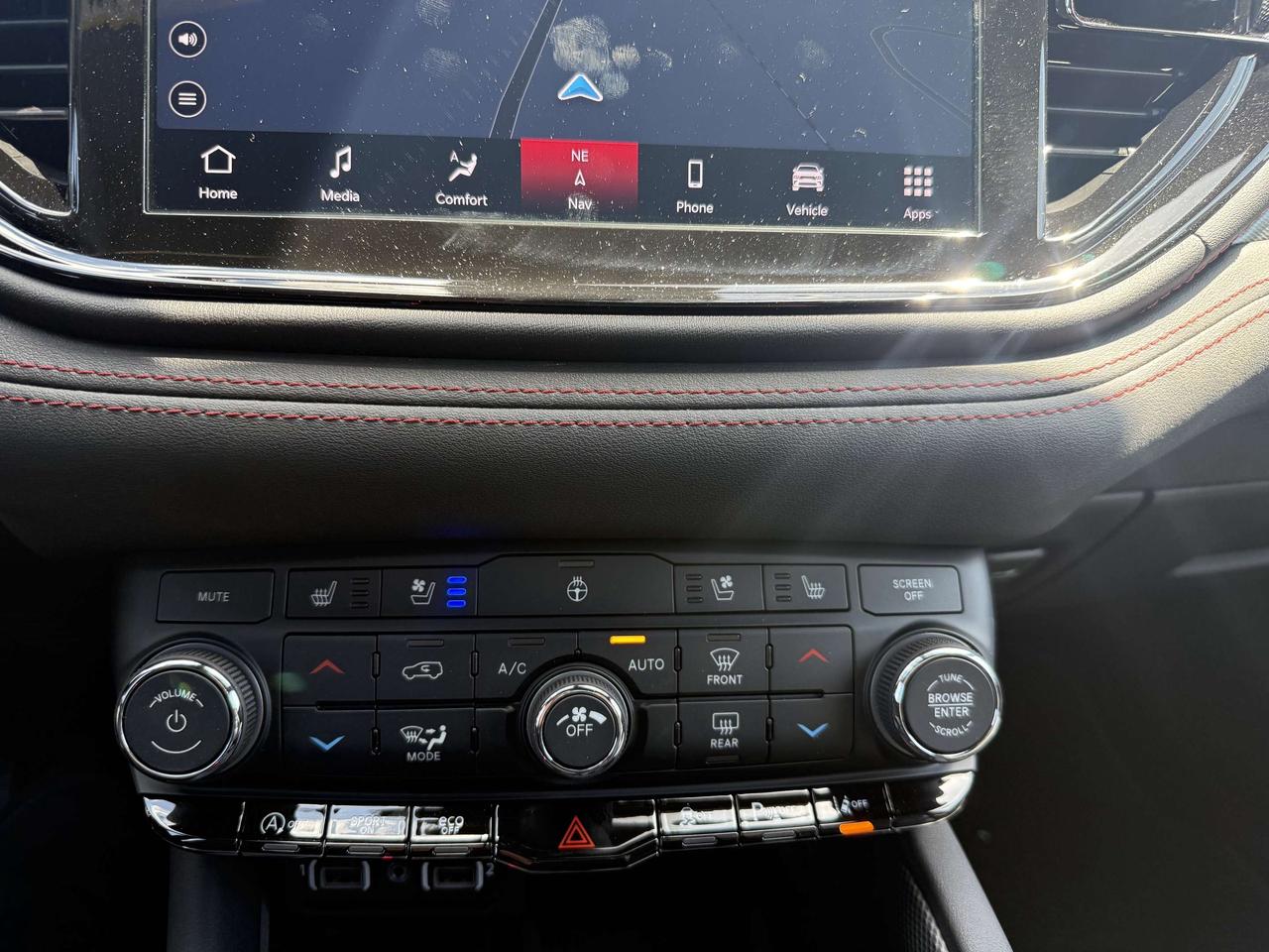 2026 Dodge Durango GT Plus AWD - Harmon Kardon - Blacktop Photo