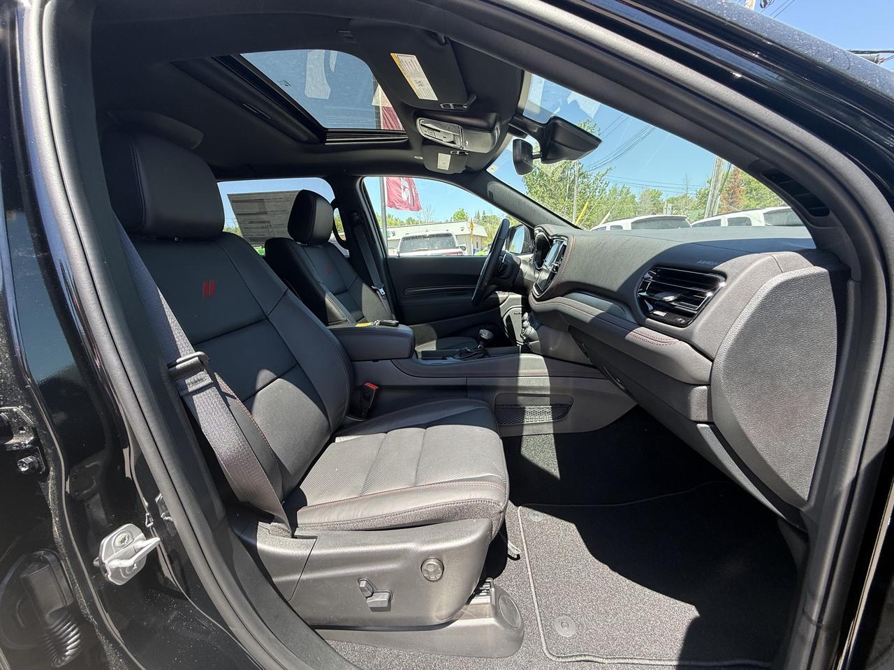 2026 Dodge Durango GT Plus AWD - Harmon Kardon - Blacktop Photo