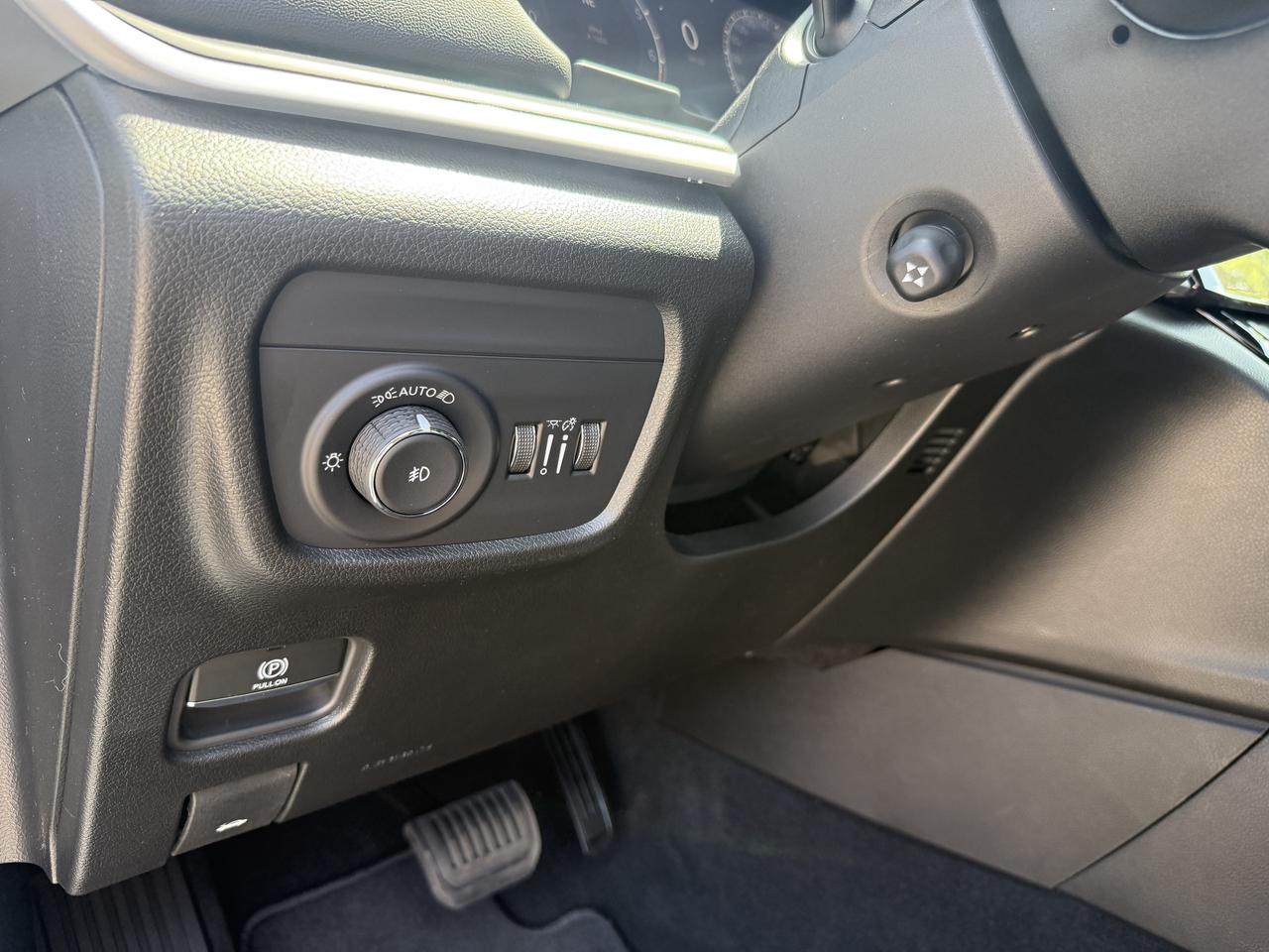 2026 Jeep Grand Cherokee L Limited 4x4 Photo