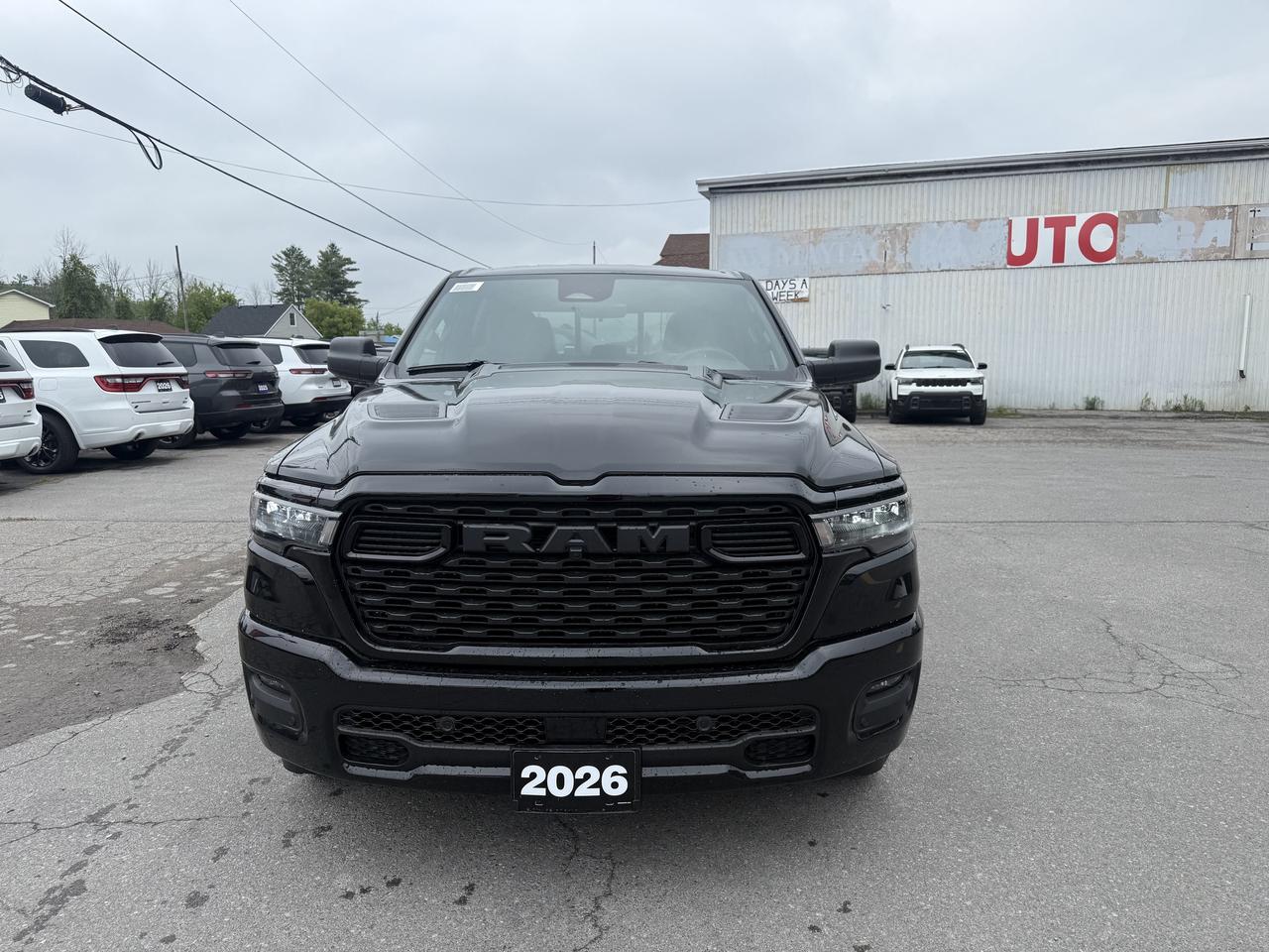 2026 RAM 1500 Black Express Crew Cab 4x4 Photo