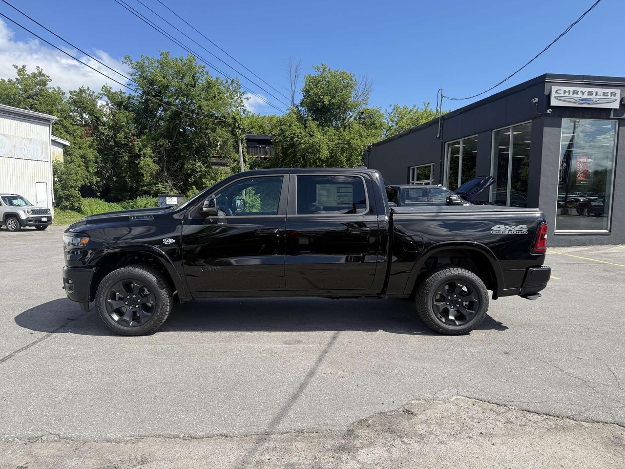 2026 RAM 1500 BIG HORN CREW CAB 4X4 Photo1