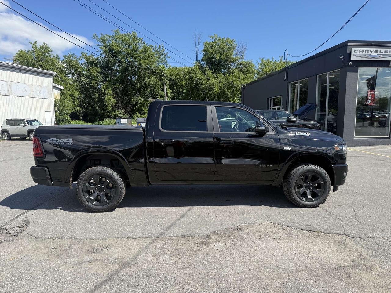 2026 RAM 1500 BIG HORN CREW CAB 4X4 Photo