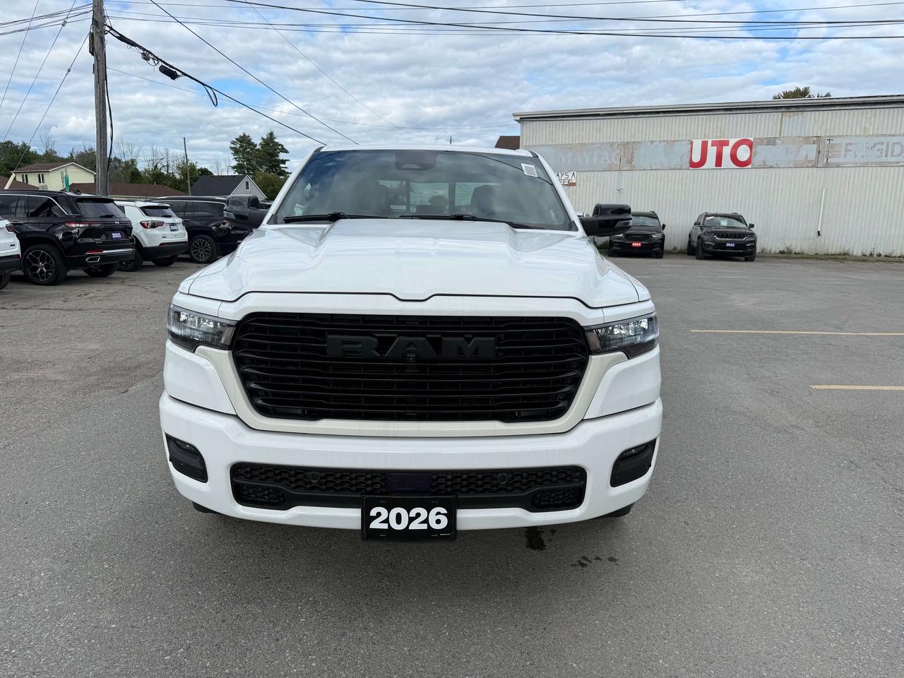 2026 RAM 1500 SPORT crew 4x4 Photo