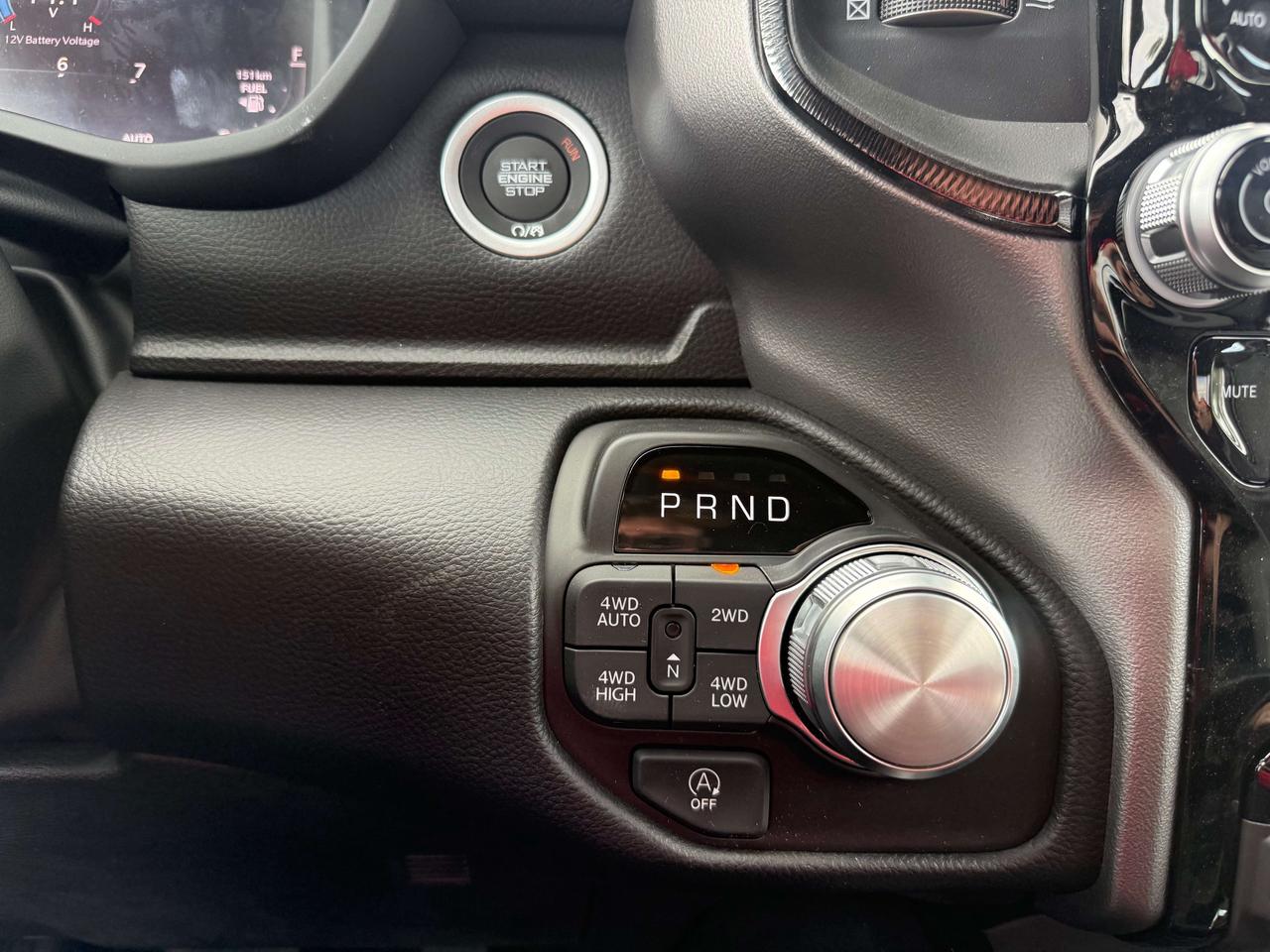 2026 RAM 1500 SPORT crew 4x4 Photo