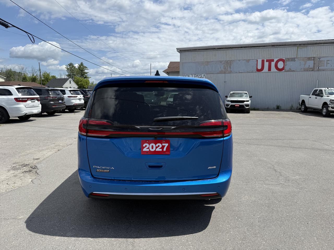 2027 Chrysler Pacifica Select AWD - $173 Weekly Photo