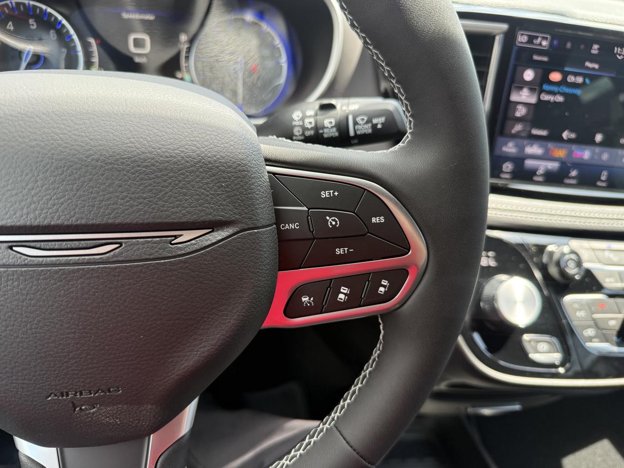 2027 Chrysler Pacifica Select AWD - $173 Weekly Photo