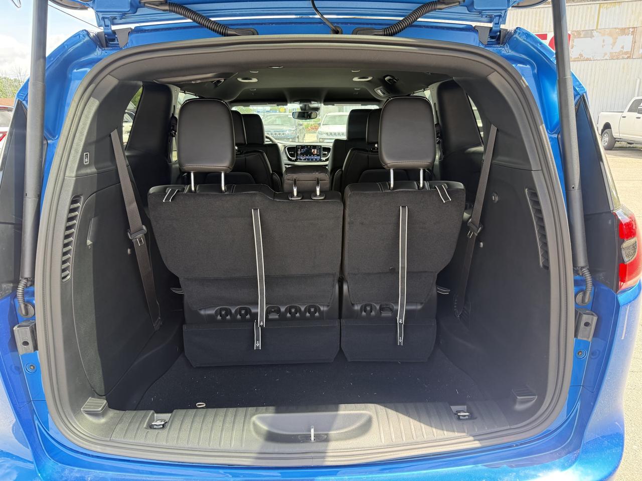 2027 Chrysler Pacifica Select AWD - $173 Weekly Photo
