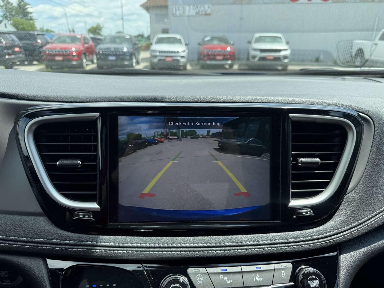 2027 Chrysler Pacifica Select AWD - $173 Weekly Photo