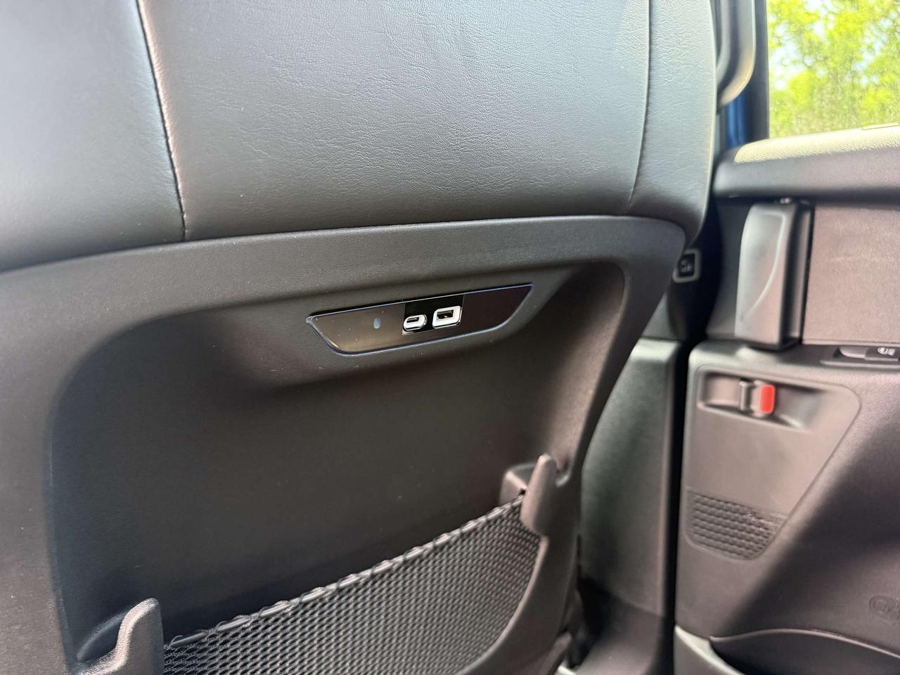 2027 Chrysler Pacifica Select AWD - $173 Weekly Photo