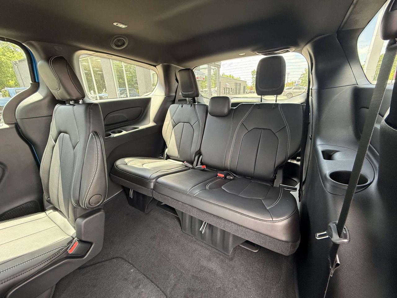 2027 Chrysler Pacifica Select AWD - $173 Weekly Photo