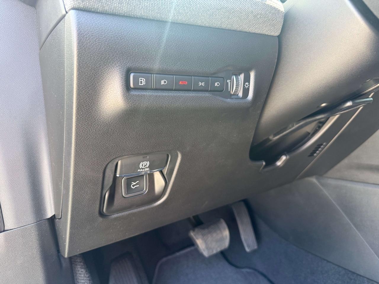 2026 Jeep Cherokee Laredo 4X4: $140/weekly! Photo