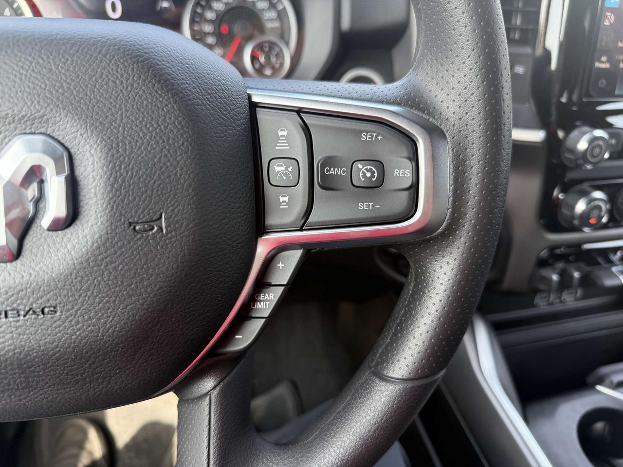 2026 RAM 1500 Black Express Crew 4X4: $192/week Photo