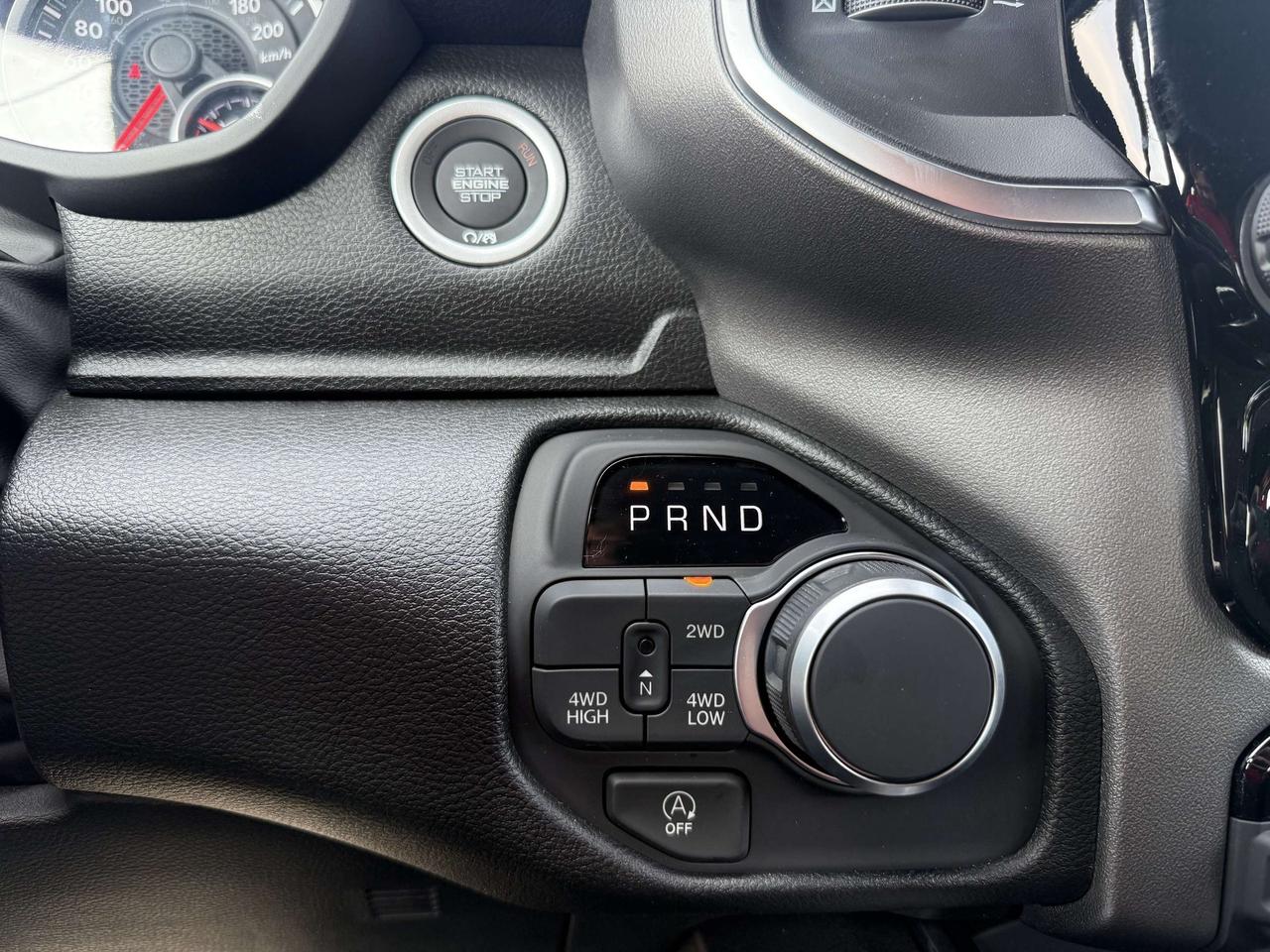 2026 RAM 1500 Black Express Crew 4X4: $192/week Photo