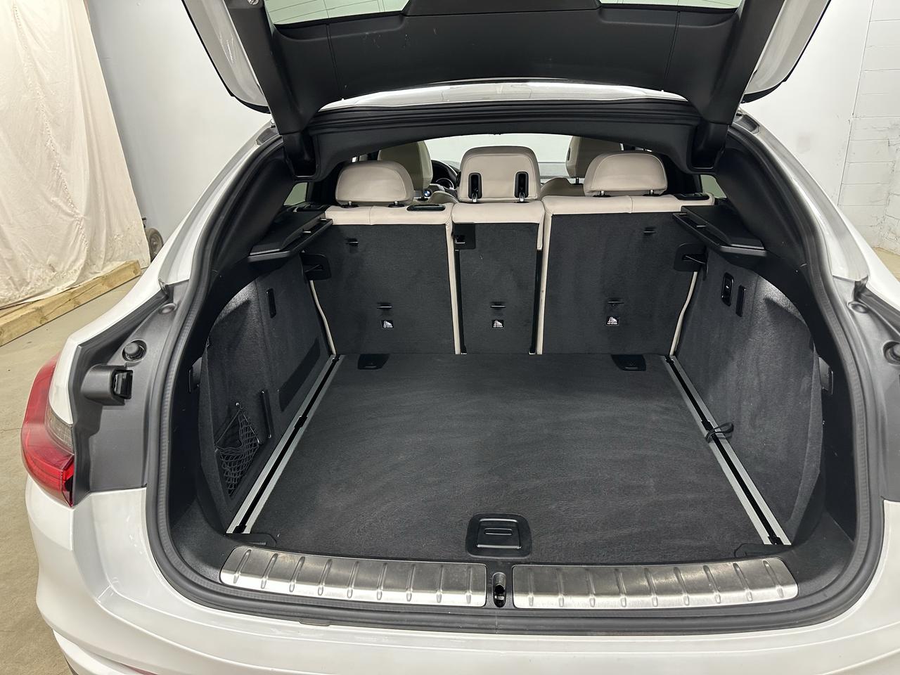 2019 BMW X4 xDrive30i Sports Activity Coupe Photo6