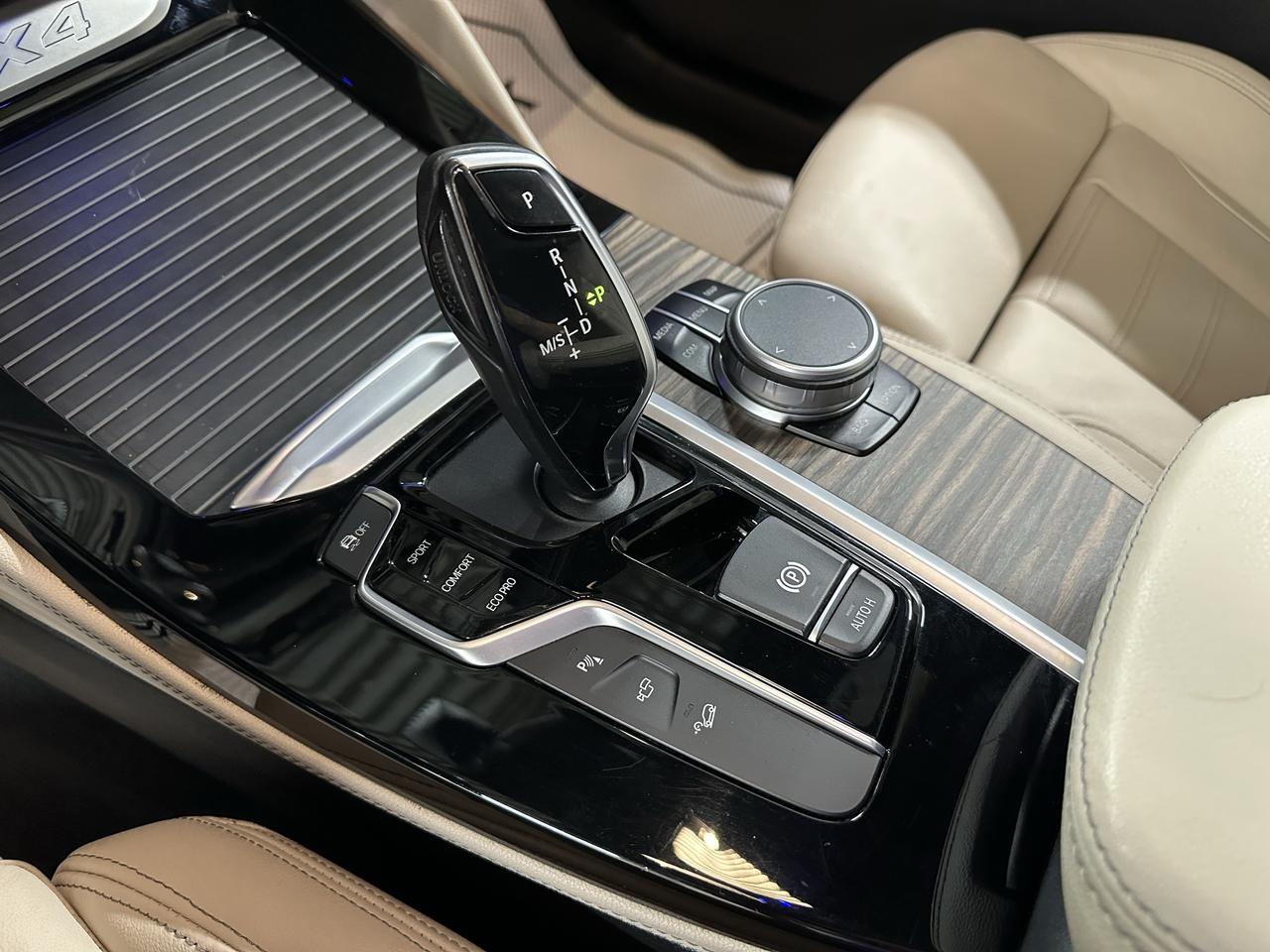 2019 BMW X4 xDrive30i Sports Activity Coupe Photo40