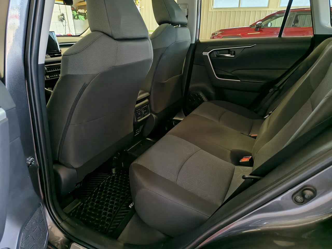 2024 Toyota RAV4 XLE Photo