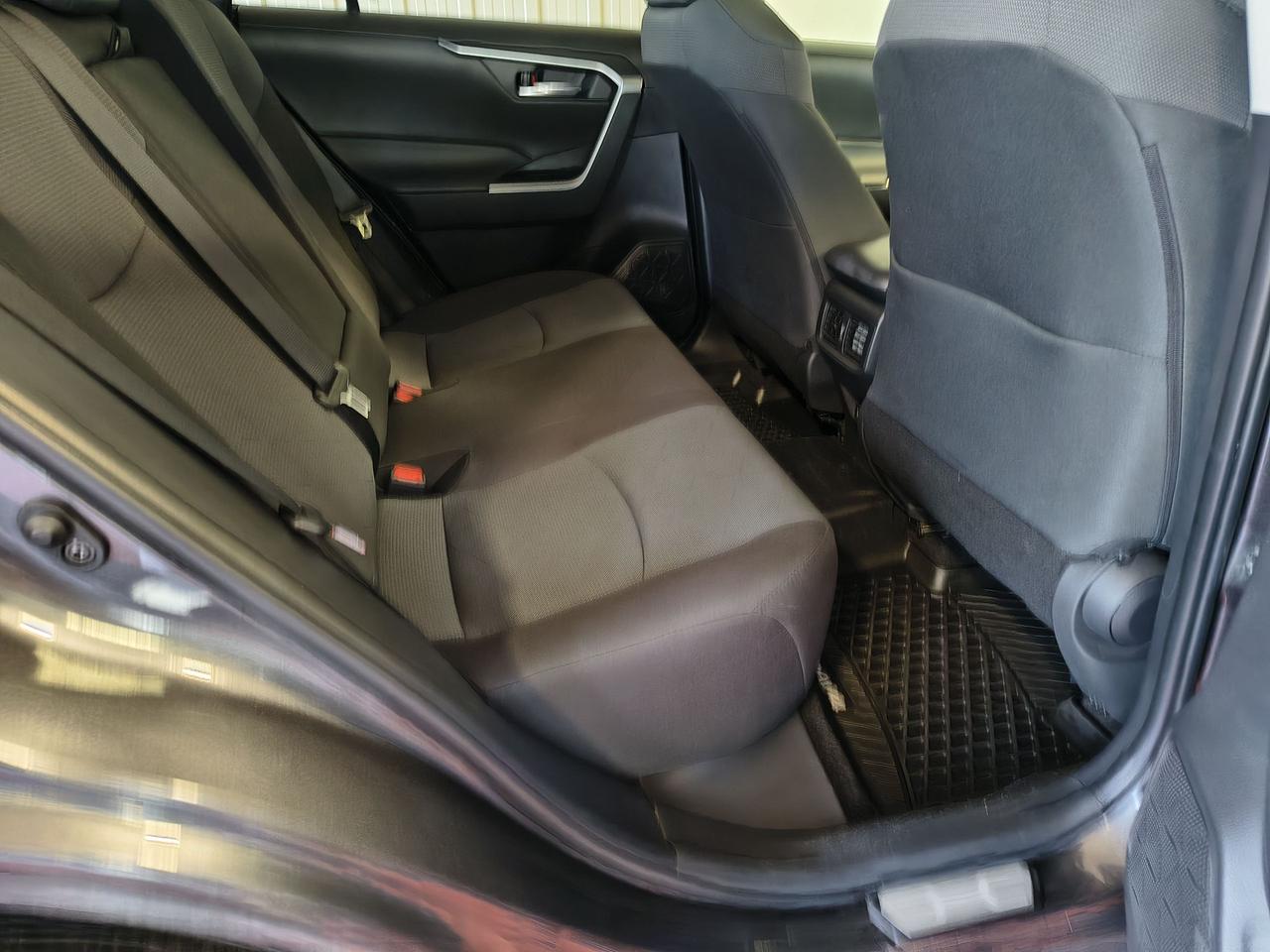2024 Toyota RAV4 XLE Photo