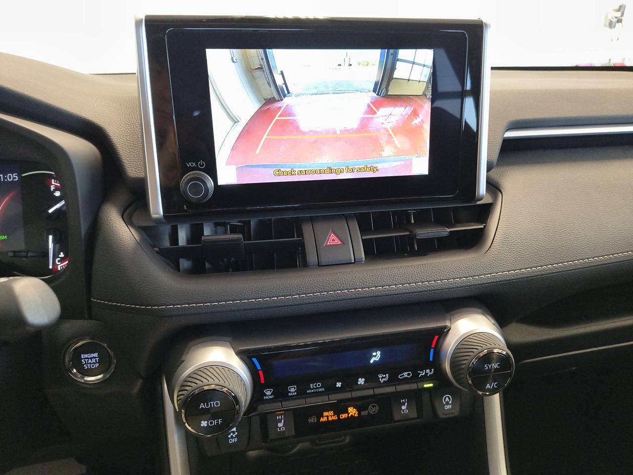 2024 Toyota RAV4 XLE Photo