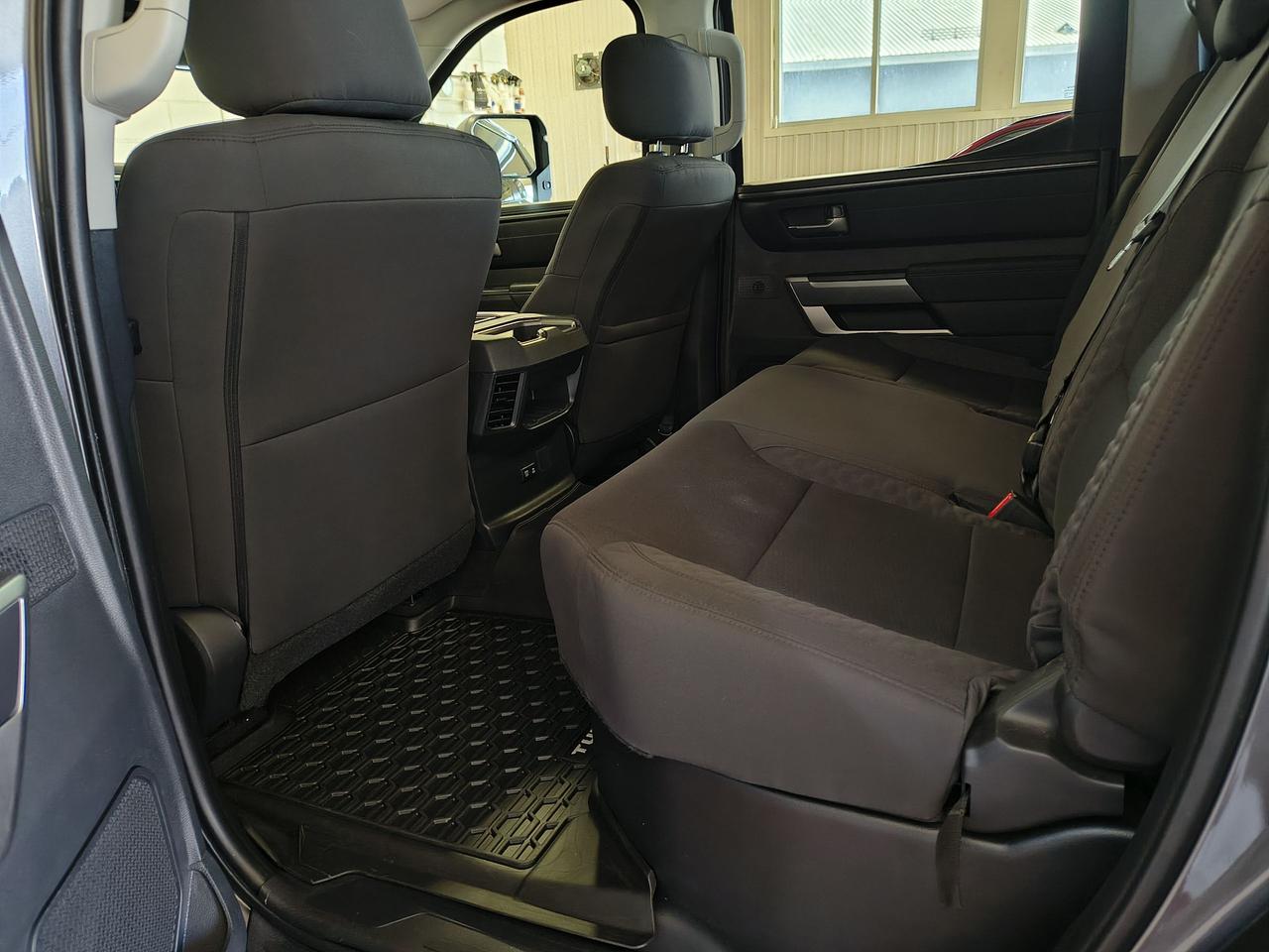 2024 Toyota Tundra TRD OFF ROAD Photo0