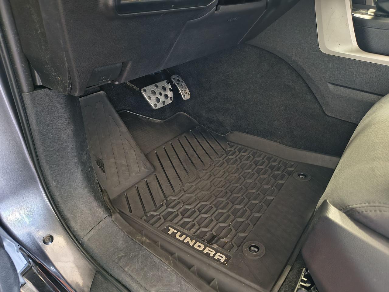 2024 Toyota Tundra TRD OFF ROAD Photo0