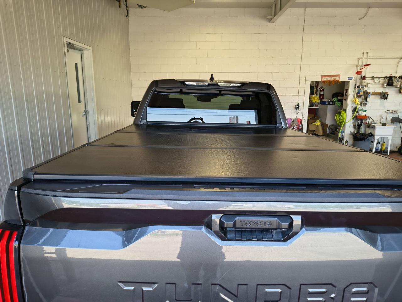 2024 Toyota Tundra TRD OFF ROAD Photo0