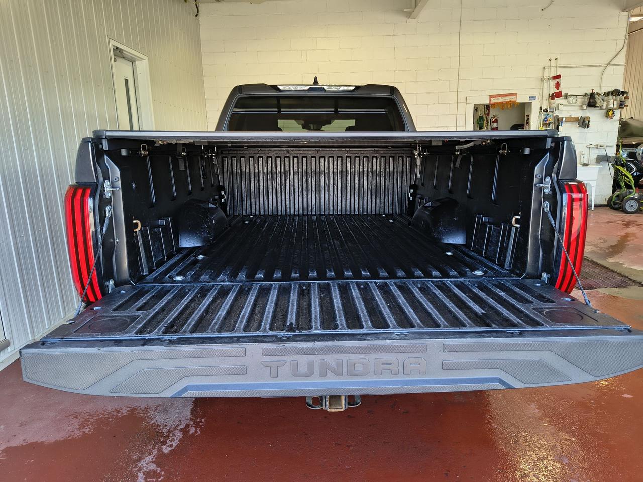 2024 Toyota Tundra TRD OFF ROAD Photo0