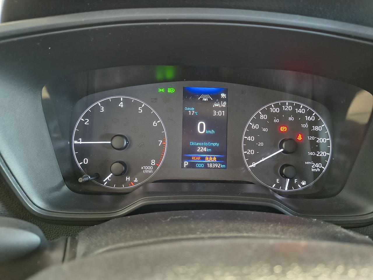 2025 Toyota Corolla Cross LE Photo